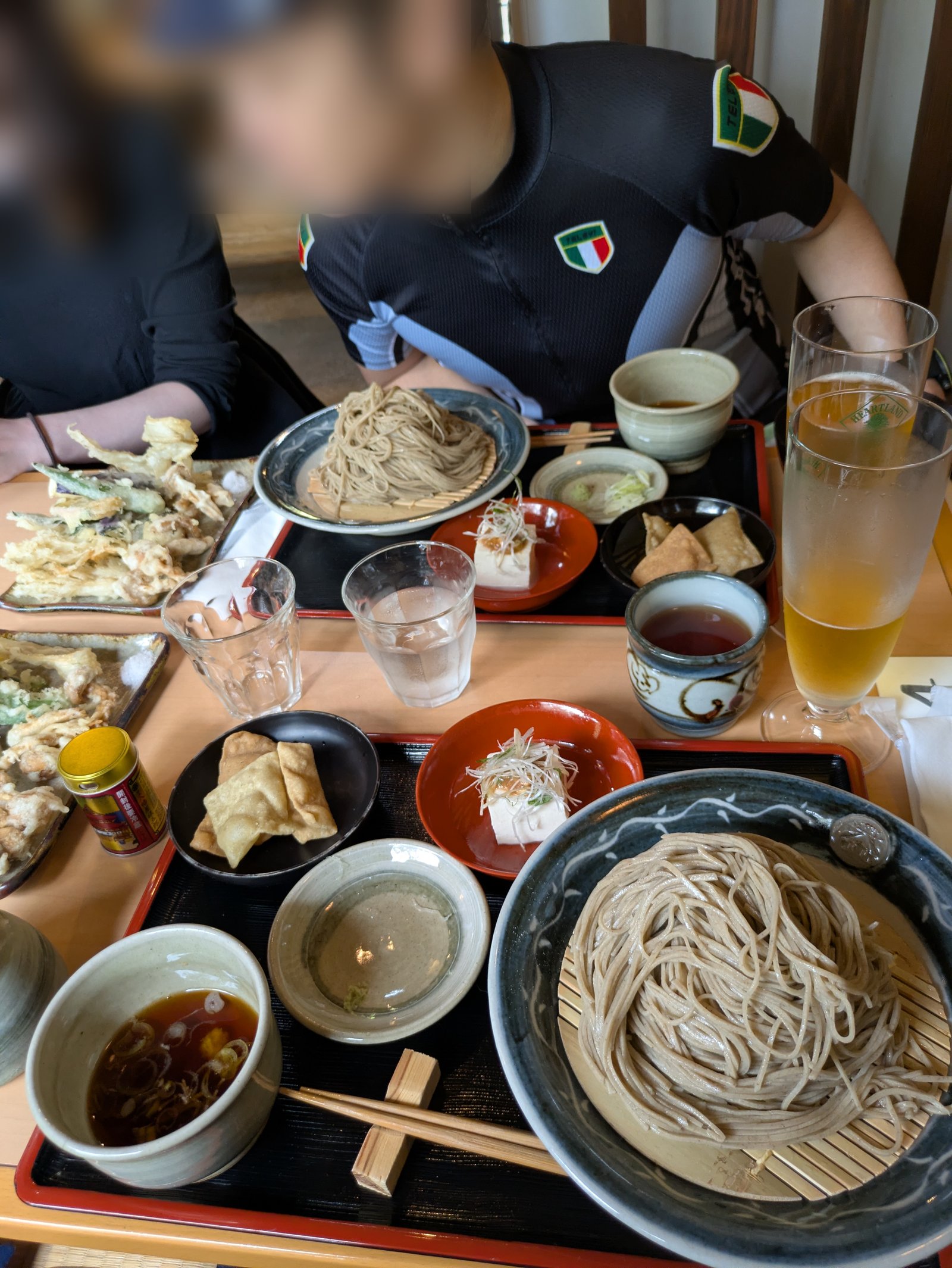 仲間と食べたそばの昼食
